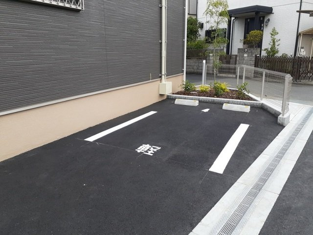 ローデア氷室の駐車場|駐車場完備です