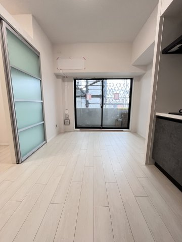 大阪市都島区都島中通３丁目の賃貸マンションの居間・リビング