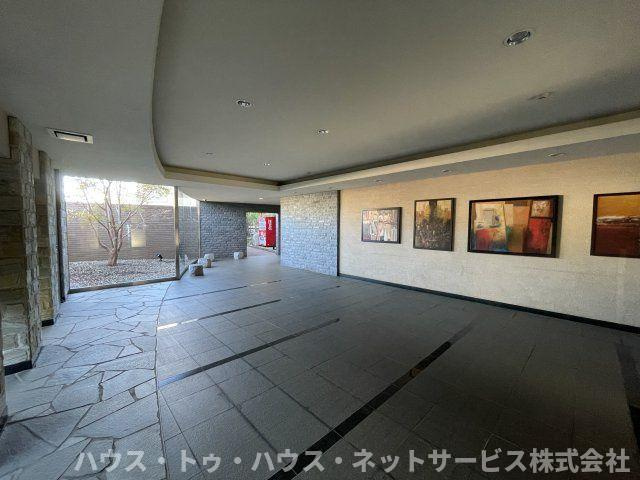 INSURANCE　BLDG.Ⅷのロビー