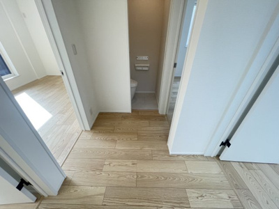 【内装】 | 沖縄市美里6丁目（全9棟）12号棟 | 12号棟　2階ホール♪