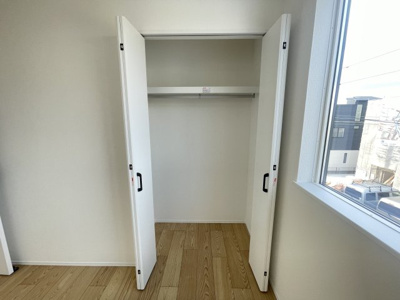 【収納】 | 沖縄市美里6丁目（全9棟）12号棟 | 12号棟　洋室6.12帖＋CL付き♪