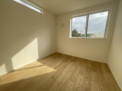 【洋室】 | 沖縄市美里6丁目（全9棟）12号棟 | 12号棟　洋室5.25帖＋CL付き♪