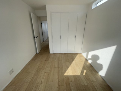 【洋室】 | 沖縄市美里6丁目（全9棟）12号棟 | 12号棟　洋室5.25帖＋CL付き♪