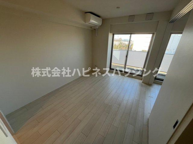 ART RESIDENCE IN KASHIWA-no-HA～アートレジデンスインカシワノハ～の居間・リビング