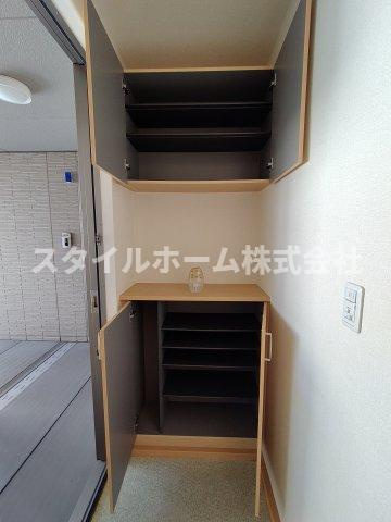 エクラージュ豊川の玄関