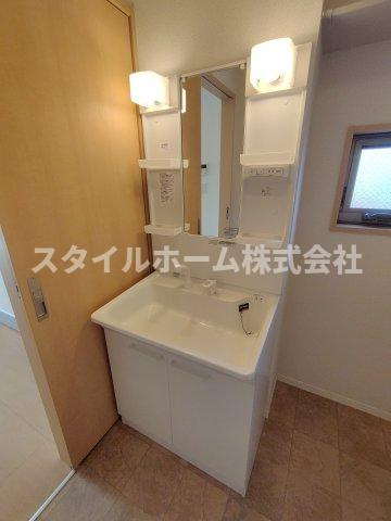 エクラージュ豊川の洗面所