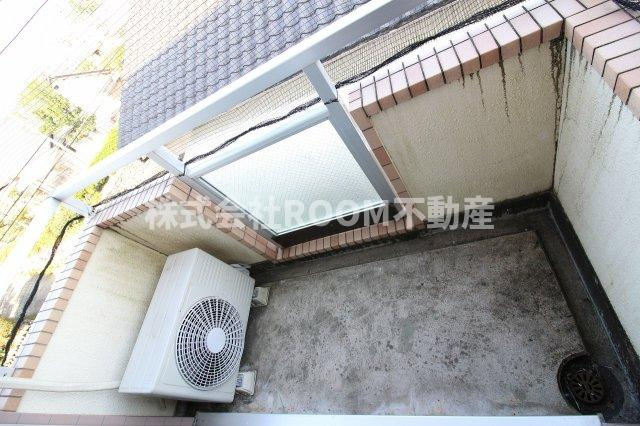 ガーデンR１のバルコニー|バルコニーからの眺めを楽しみながら食事をしませんか