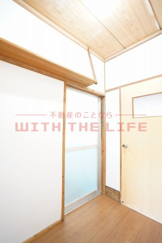 宗崎貸家【キャンペーン対象物件】の洗面所|コンパクトで使いやすい洗面所