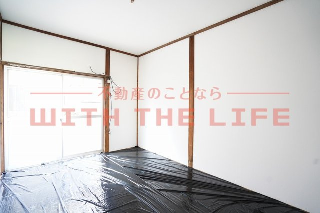 宗崎貸家【キャンペーン対象物件】の和室|い草の香りが落ち着く素敵な和室です