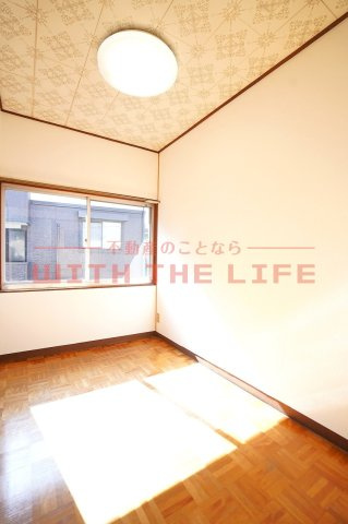 宗崎貸家【キャンペーン対象物件】の寝室|使い勝手のいい寝室です