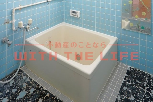 宗崎貸家【キャンペーン対象物件】の浴室|日々の疲れを癒すお風呂付です