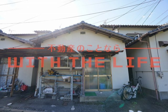 宗崎貸家【キャンペーン対象物件】のエントランス|外観もきれいです