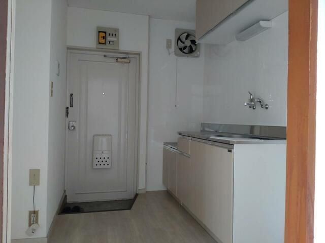 岩井マンションの寝室