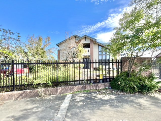 【中古戸建】本庄市児玉町金屋の外観|■外観｜土日のご見学はもちろん、平日・夜間のご案内も大歓迎です♪「今から見たい」や「仕事終わりに見たい」にもご対応できますのでお気軽にお問い合わせください♪