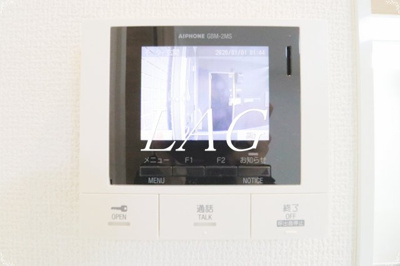 【セキュリティ】 | アリエス東大成 | モニター付きインターフォンです。