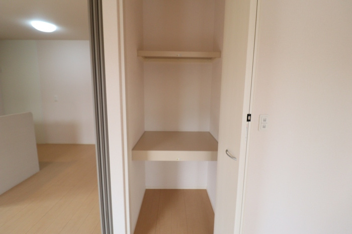 メゾン・コンフォースの収納|ちょっとした収納スペースも充実しています