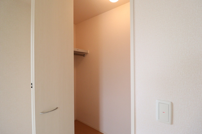 メゾン・コンフォースの収納|便利な収納スペースです。