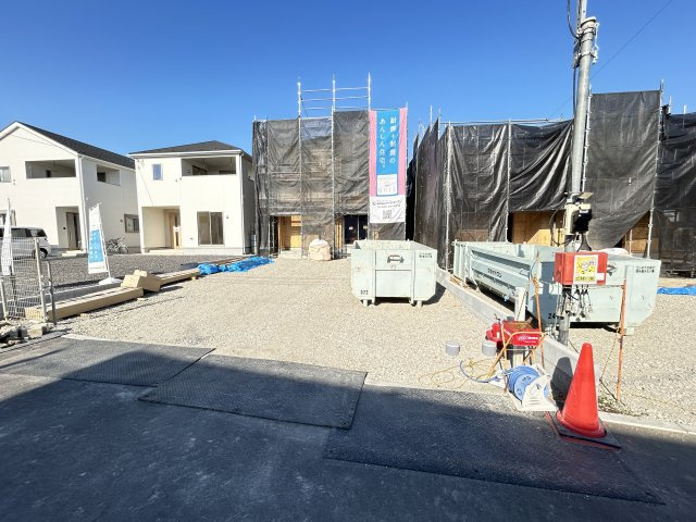 新築　前橋市下細井町第10-1　クレイドルガーデン　2号棟の駐車場|現地写真　駐車スペースは並列2台分可能です！
