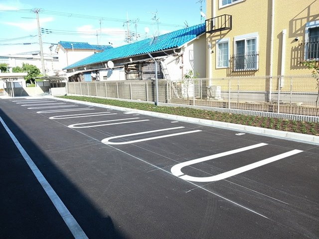 ポンテ　アルト　池上　Ｂの駐車場|駐車スペースもあります