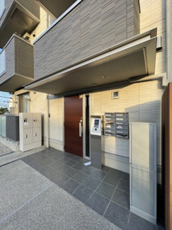 【エントランス】 | CHIARA　西尾市道光寺町