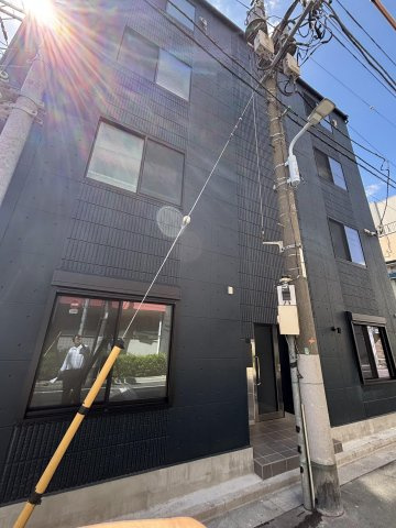 IROHA浅草の外観