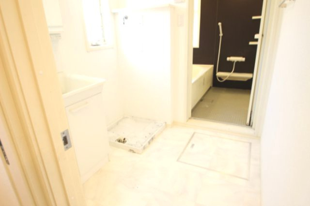 Auberge壱番館の洗面所|別号室参考写真です。