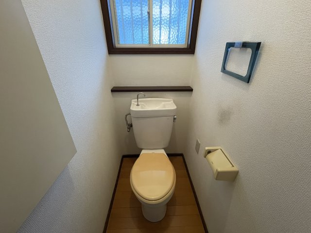 東区みどりが丘三丁目　中古戸建のトイレ|1階トイレ