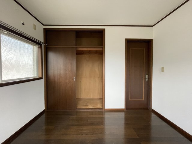 東区みどりが丘三丁目　中古戸建の洋室|2階洋室（西側）