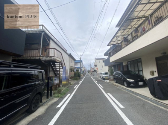 東大阪市西鴻池町1丁目の前面道路含む現地写真