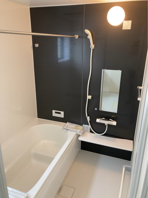 鹿沼市千渡　新築戸建8-8の浴室