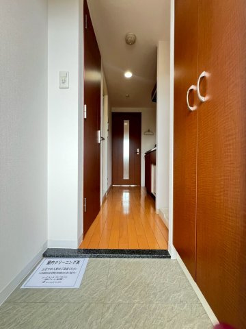 エステムコート三宮EASTⅡリベルテの玄関