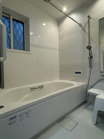 中川区柳川町戸建の浴室