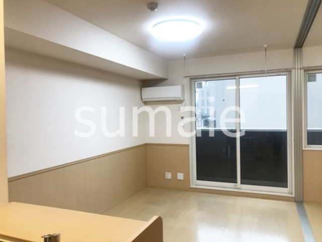 Will Squareの居間・リビング|人気のフローリングです。