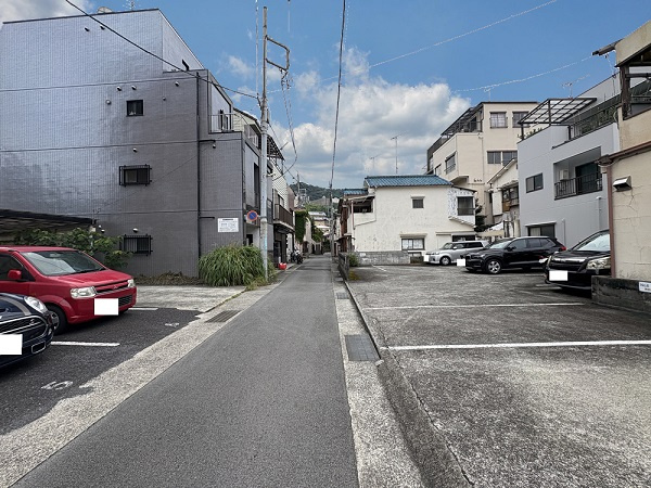熱海市昭和町　月極駐車場(軽自動車用)の外観