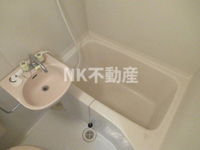 【浴室】 | ウェルレジデンス小阪（河内小阪賃貸） | 日々の暮らしに欠かせないお風呂です
