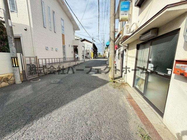 香里園ガレージハウスの周辺