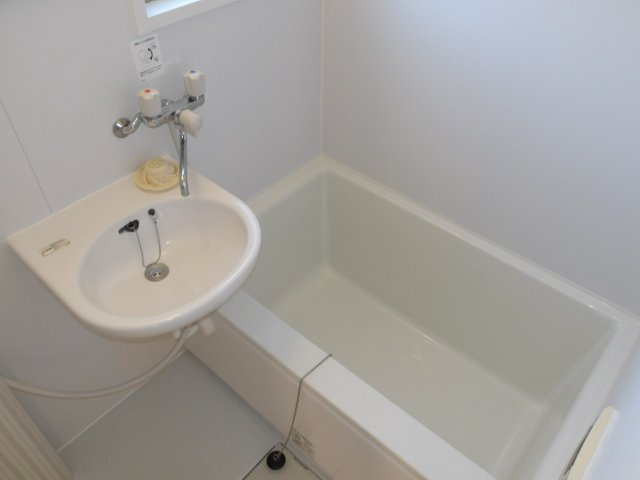 サニーハウスの浴室