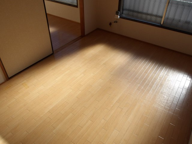 サニーハウスの洋室