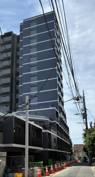 エレミ本蓮沼の外観