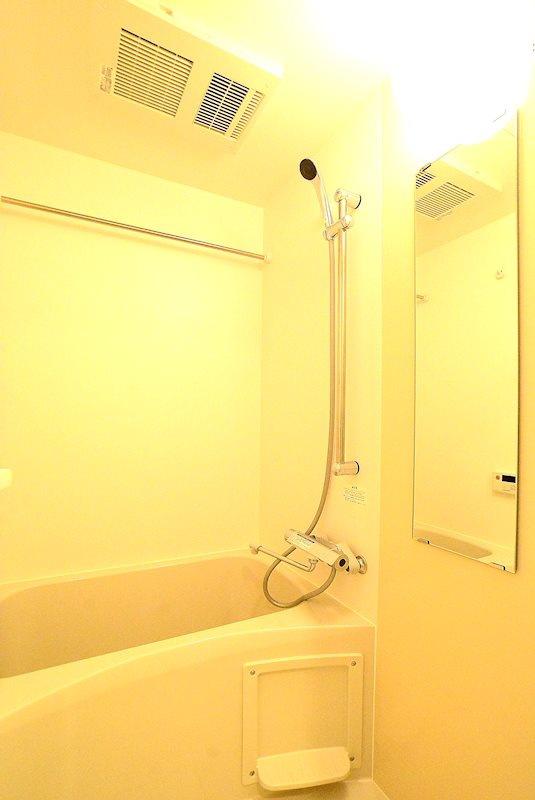 グランドコンシェルジュ池袋本町ウエストの浴室|※カラータイプ異なります