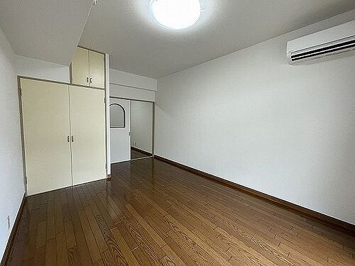 メゾン板橋本町の収納|クロゼット(洋室約7.9畳)　※前回募集時2023.8撮影