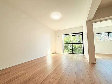 鈴が峰第2住宅5号棟の居間・リビング