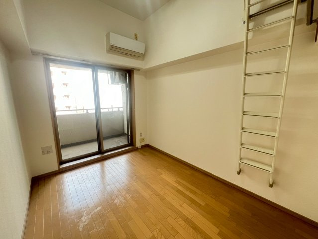 エステムコート三宮駅前ラ・ドゥーの寝室