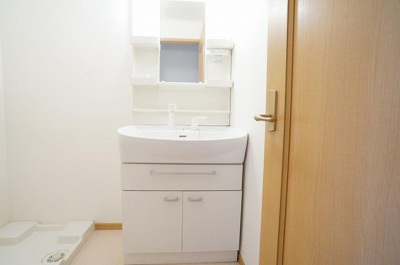 【洗面所】 | グレイスフルレジデンスＢ | 広い洗面スペース