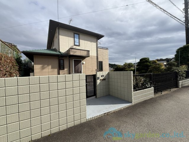 秦野市渋沢　中古戸建の外観