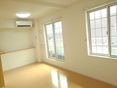 【居間・リビング】 | 上三川ハイツ | ゆったりとした居間です