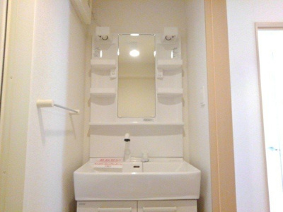 【洗面所】 | 上三川ハイツ | 忙しい朝には欠かせない洗面所です