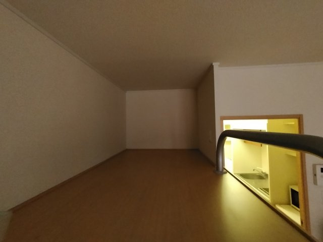 【寝室】 | レオパレスラピスラズリ高井田