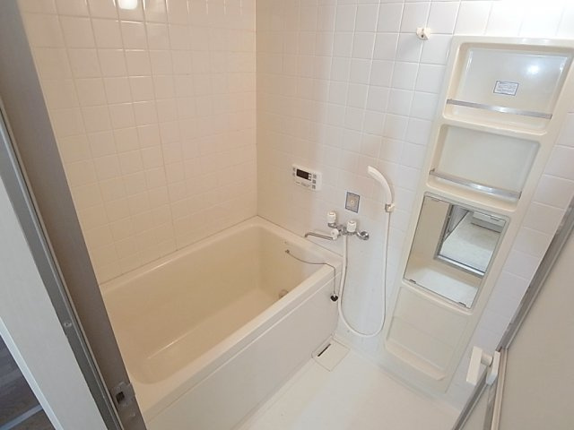 サンライズ明和の浴室|追い炊き可能バスルーム