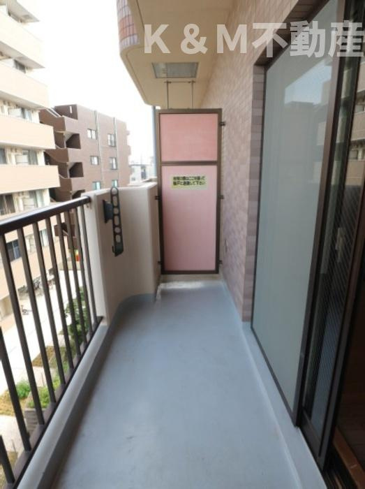 YRレジデンスのバルコニー|広々としたバルコニーです